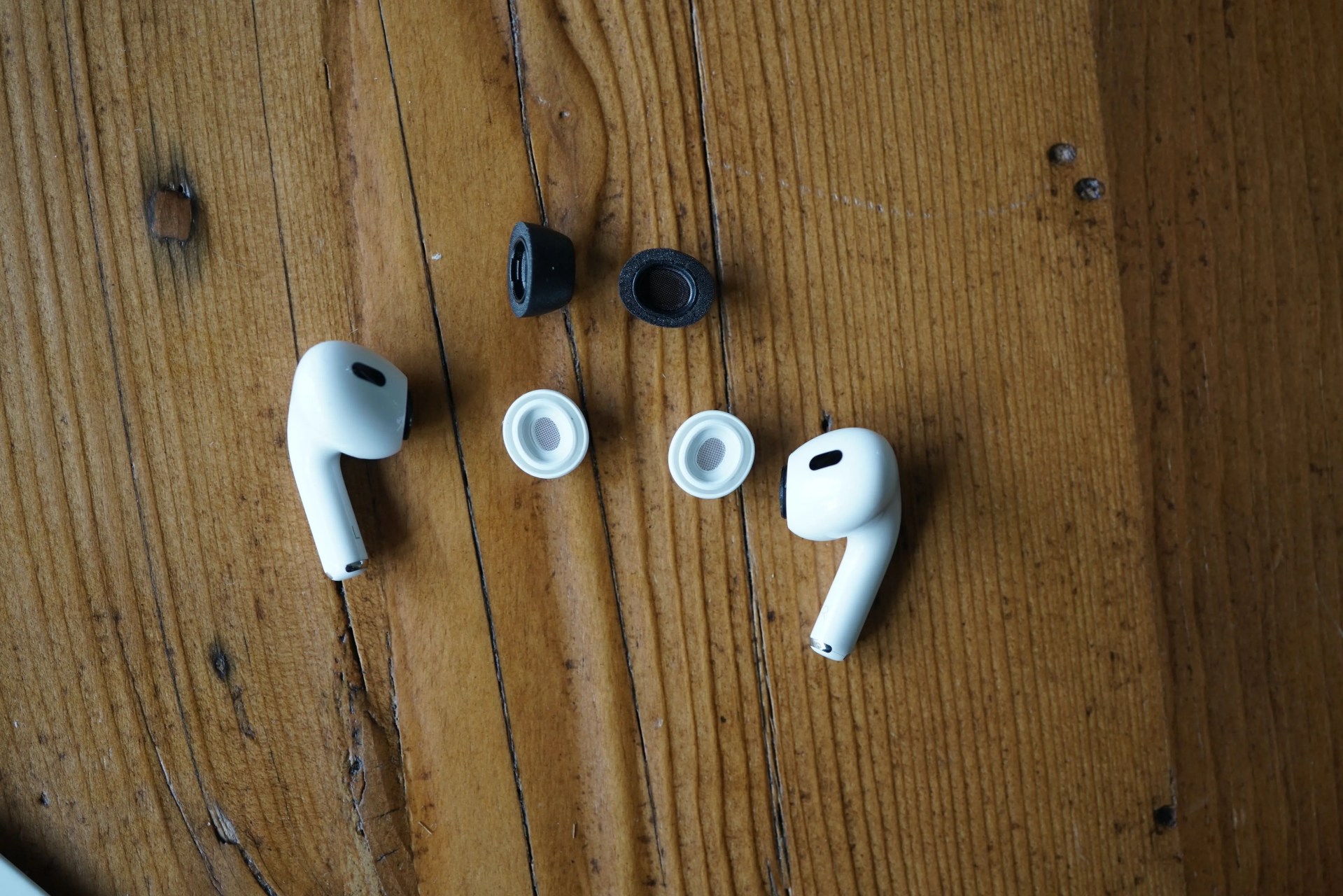 airpods comply tips