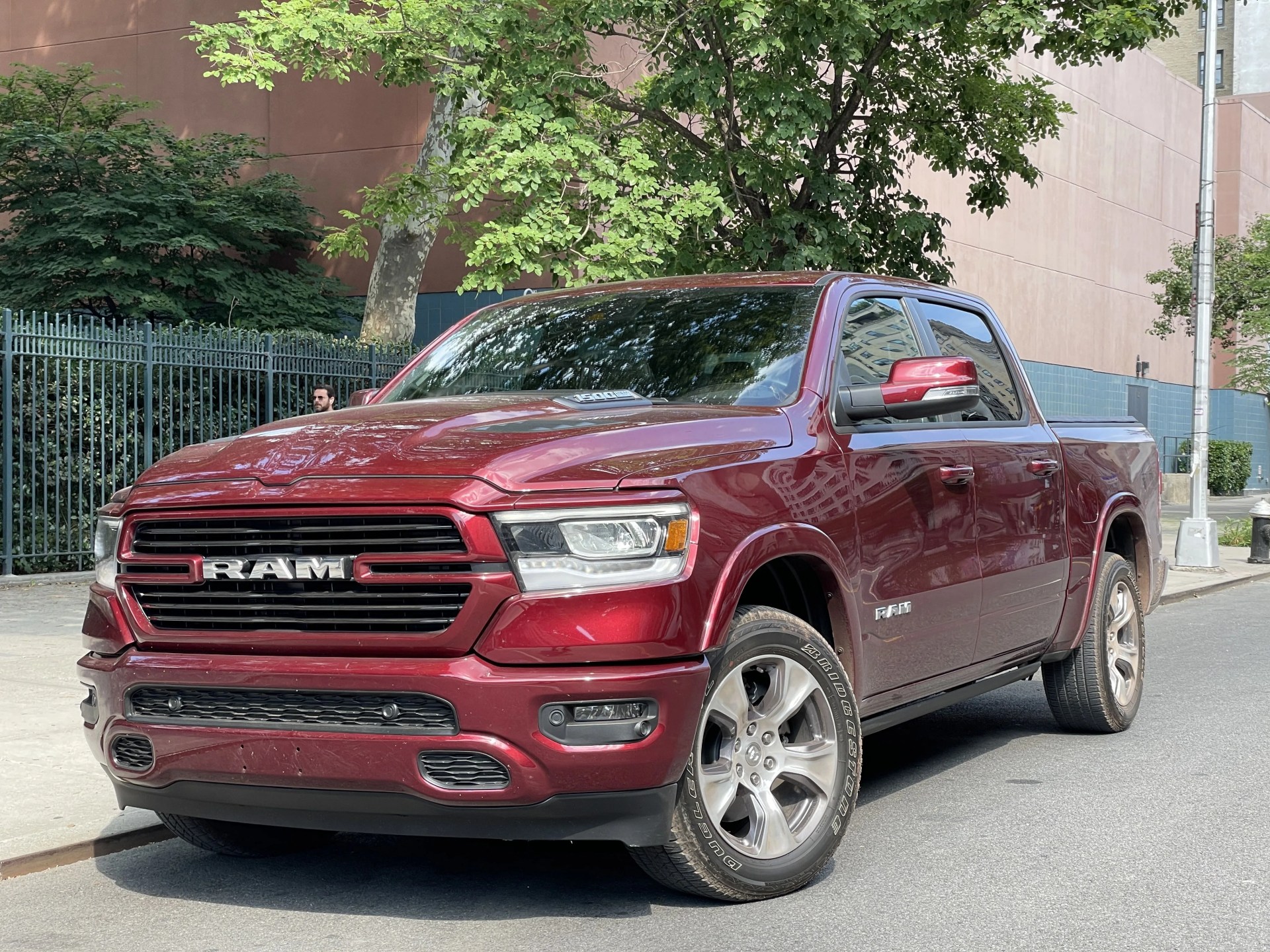ram 1500 laramie g t in red