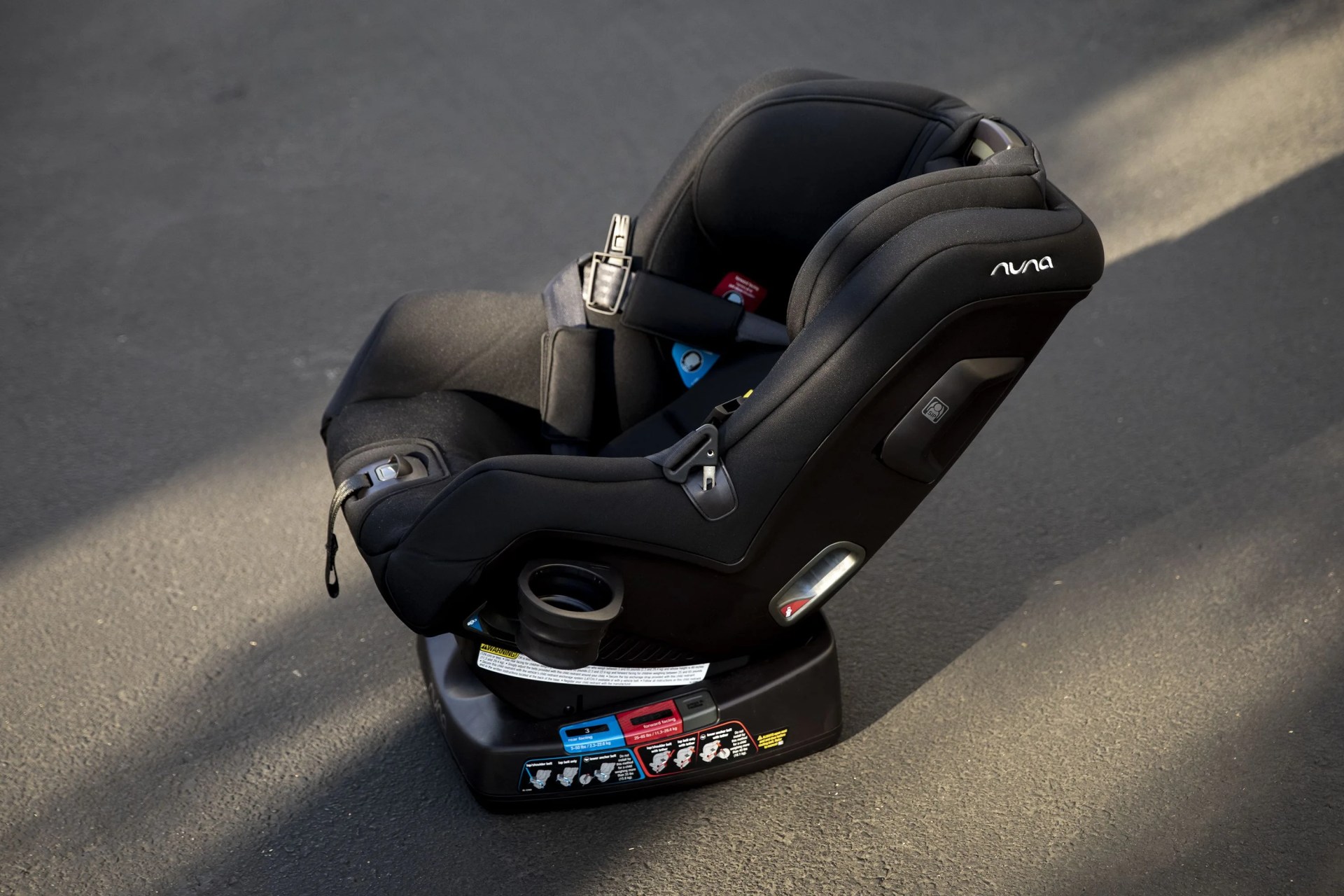 Nuna RAVA™ Convertible Car Seat