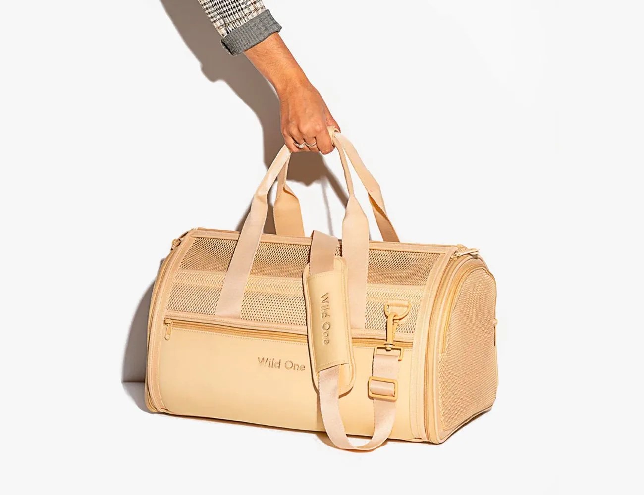 dog travel carrier wild one