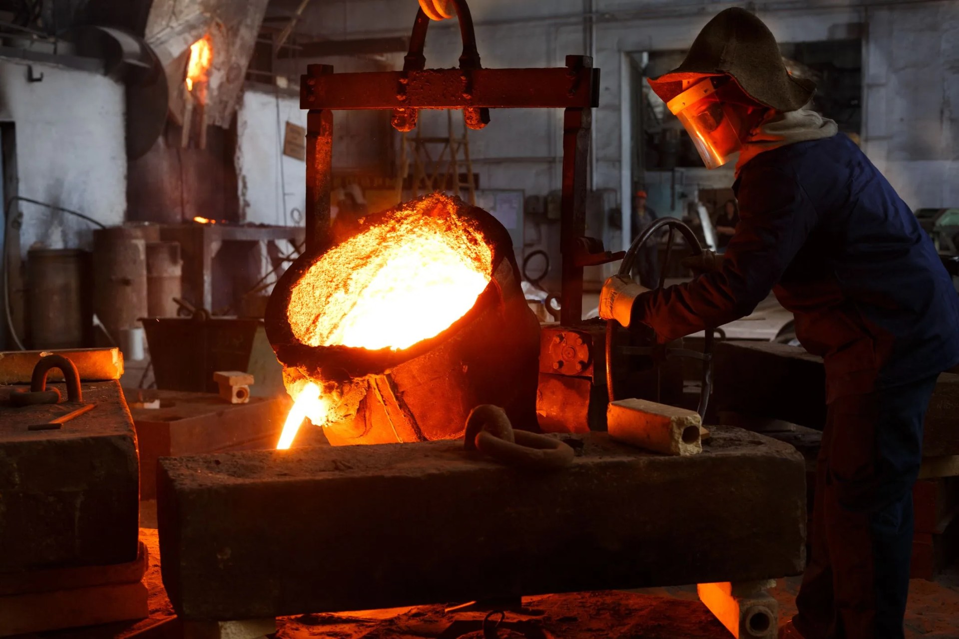 metallurgical plant, hot metal casting and steelworkers