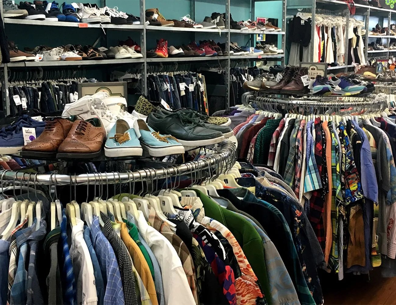 buffalo exchange shop of clothing