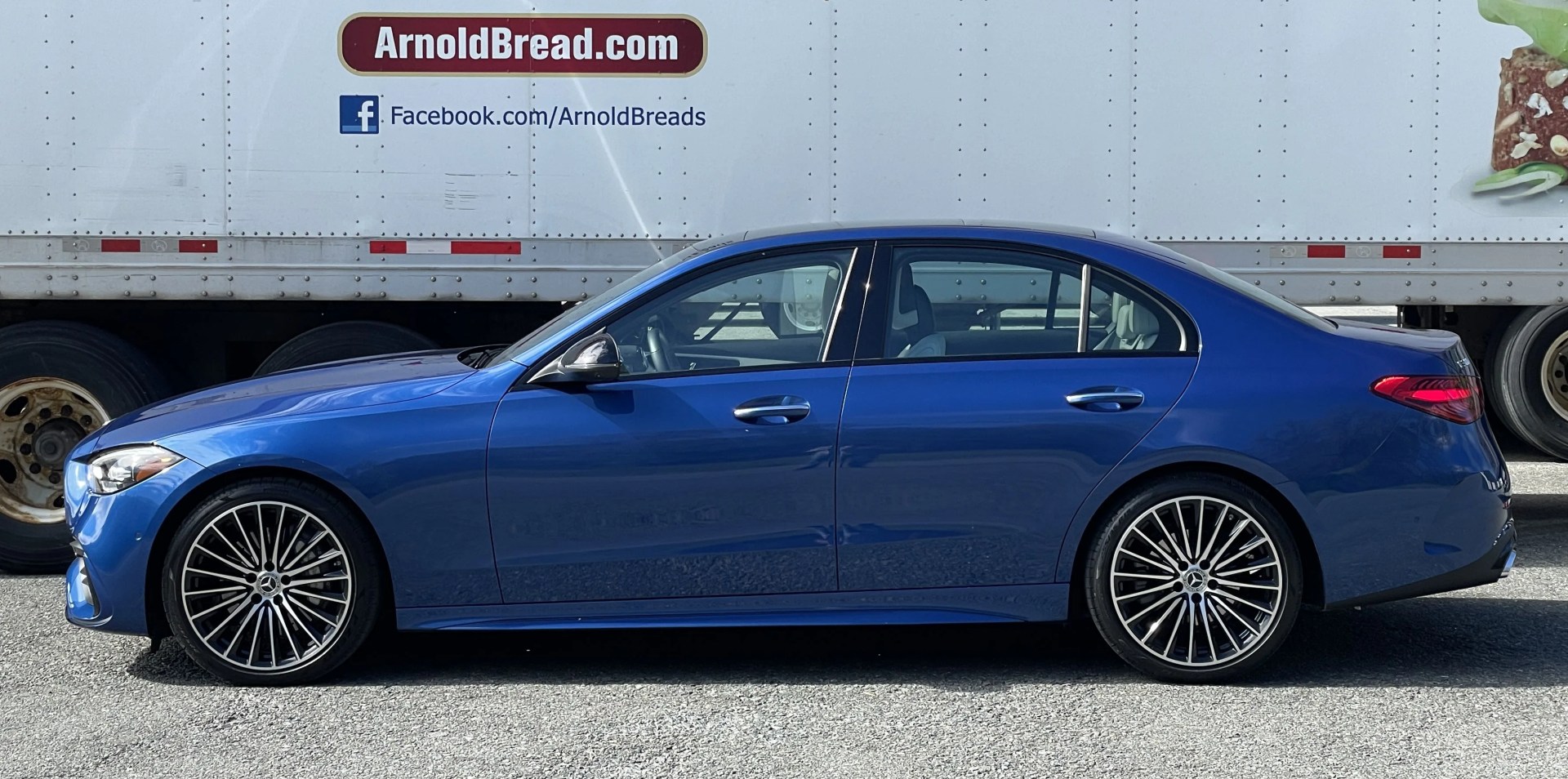 2023 mercedes benz c class c300 4matic in blue
