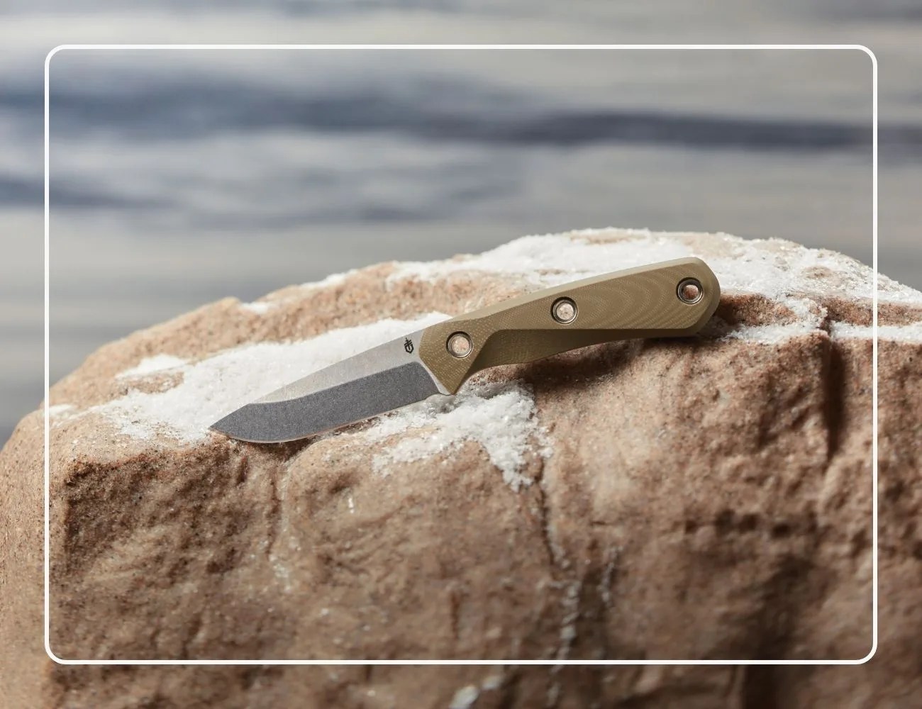 Gerber Terracraft knife on rocks