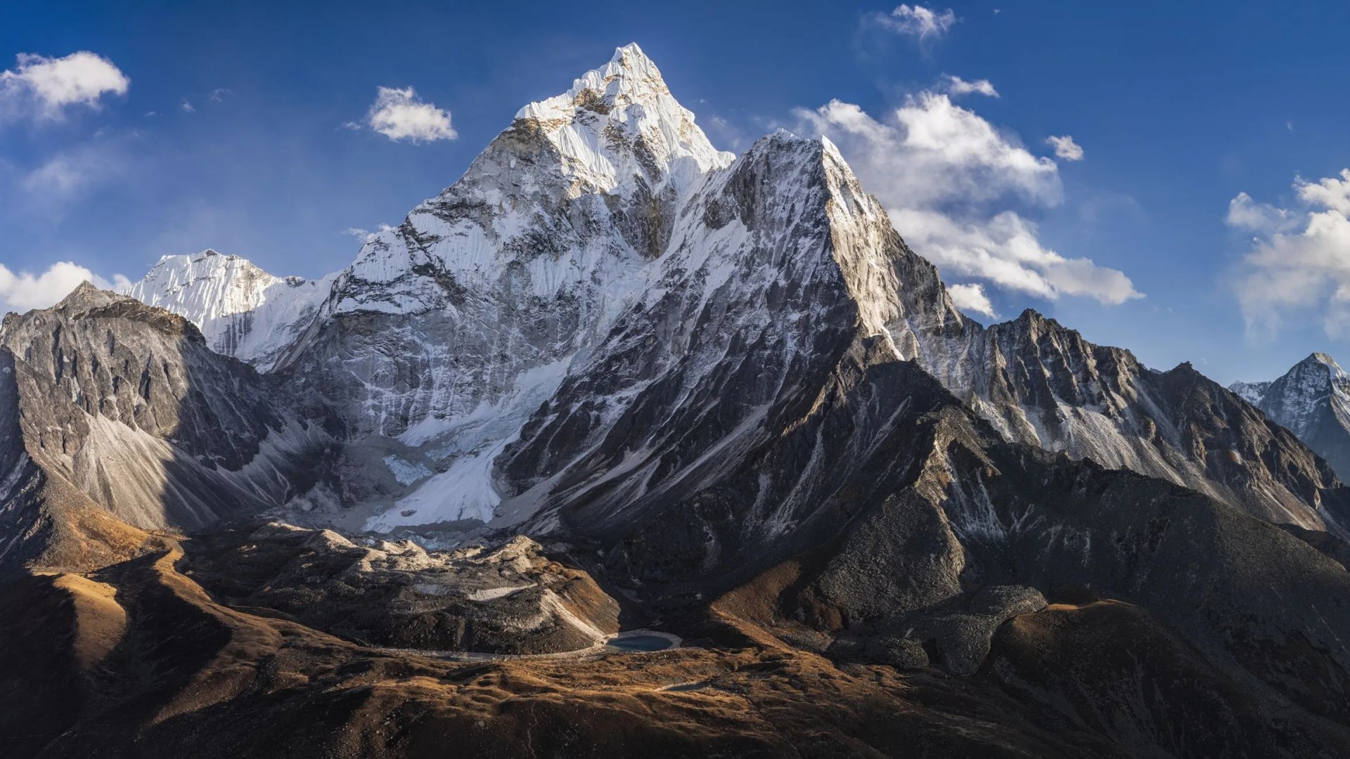 75mpix panorama of beautiful mount ama dablam in  himalayas, nepal