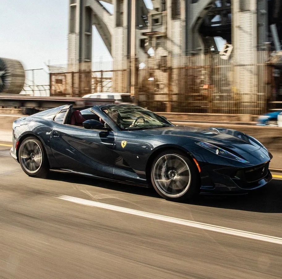 ferrari 812 gts george washington bridge