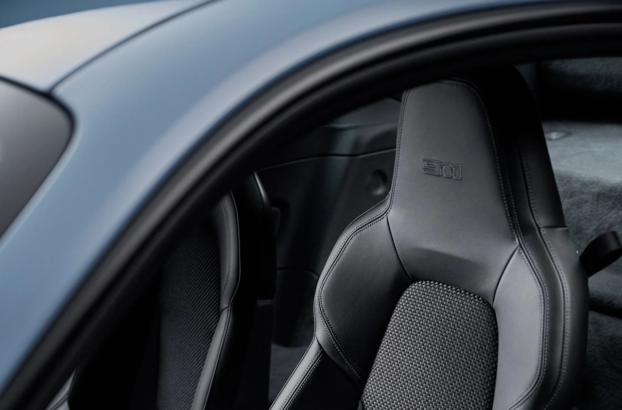 2023 porsche 911 carrera t