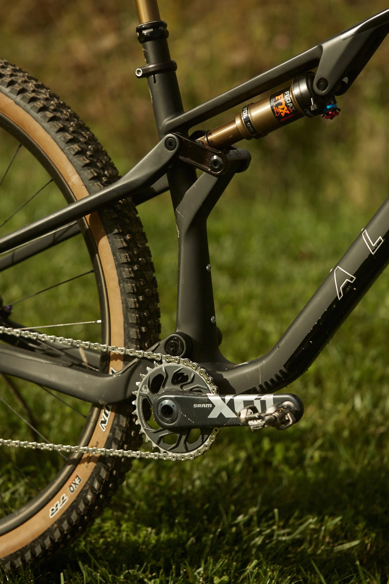 side view of the allied bc40 bike