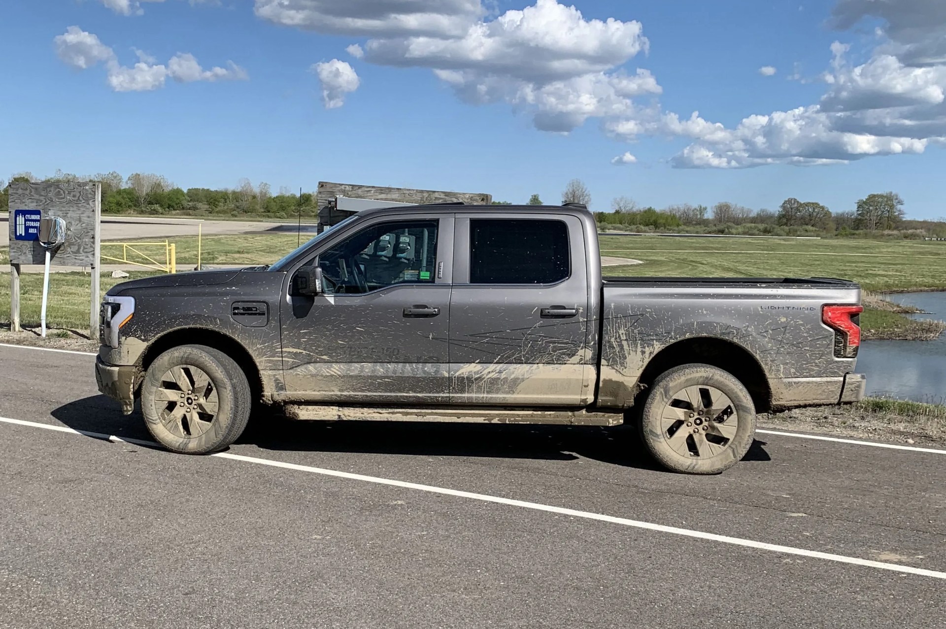 ford f 150 lightning
