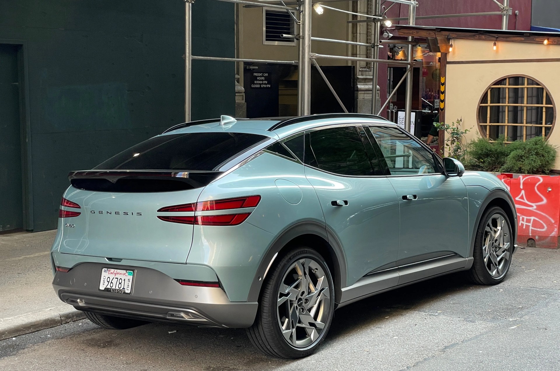 genesis gv60 mint green 2023