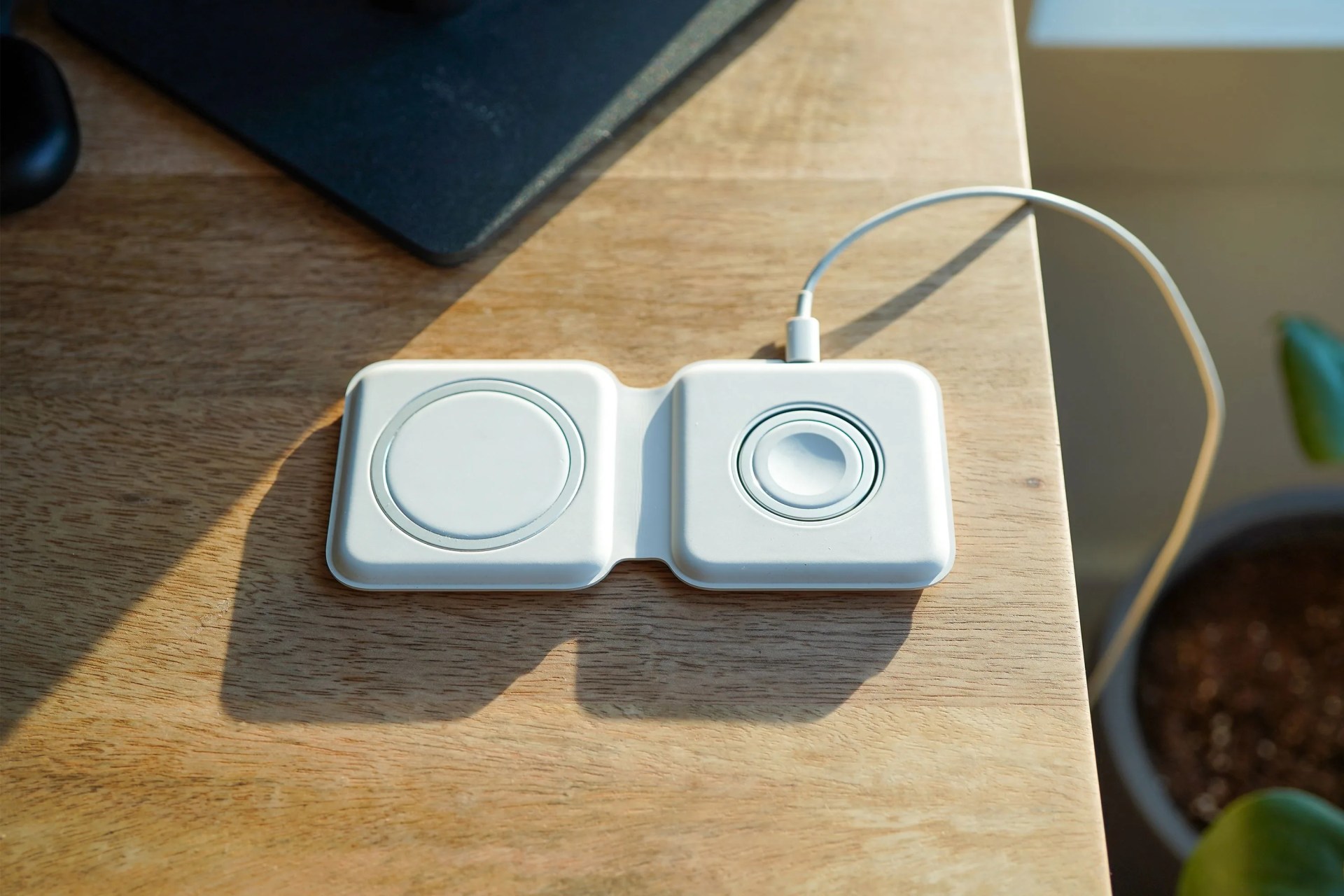 wireless travel charger