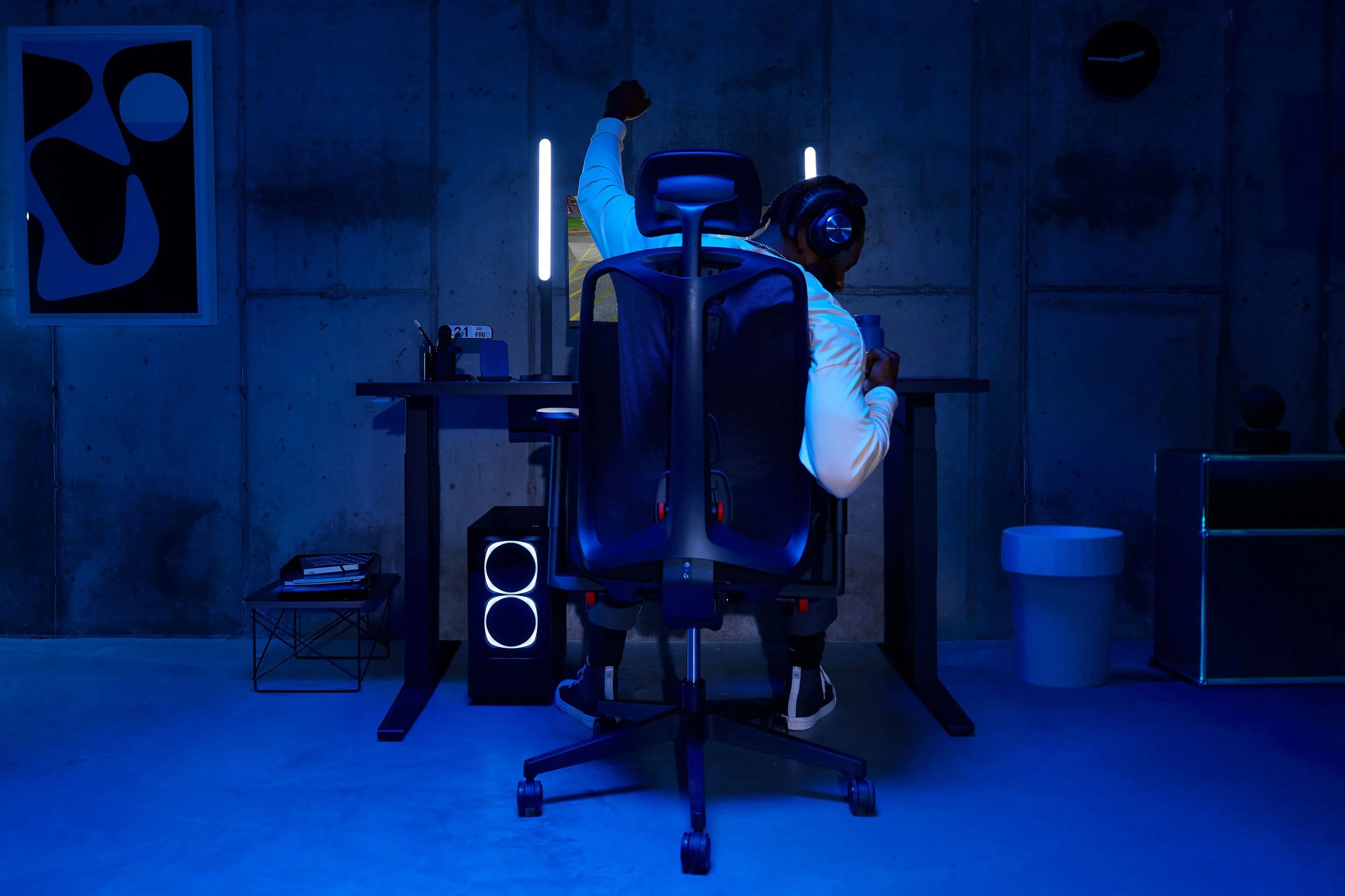 herman miller x logitech g chair