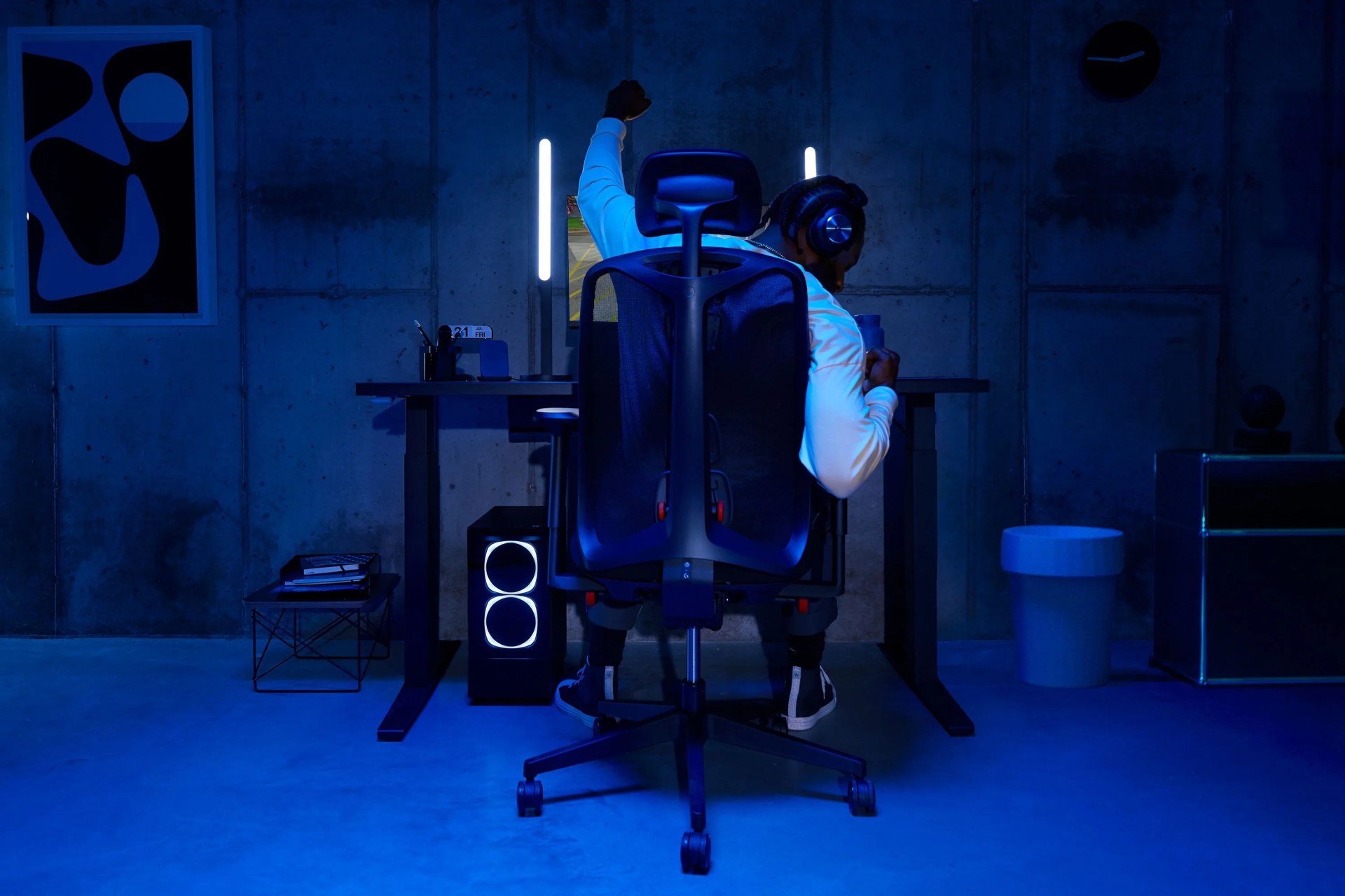 herman miller x logitech g chair