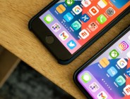 iphone se vs iphone 13 mini