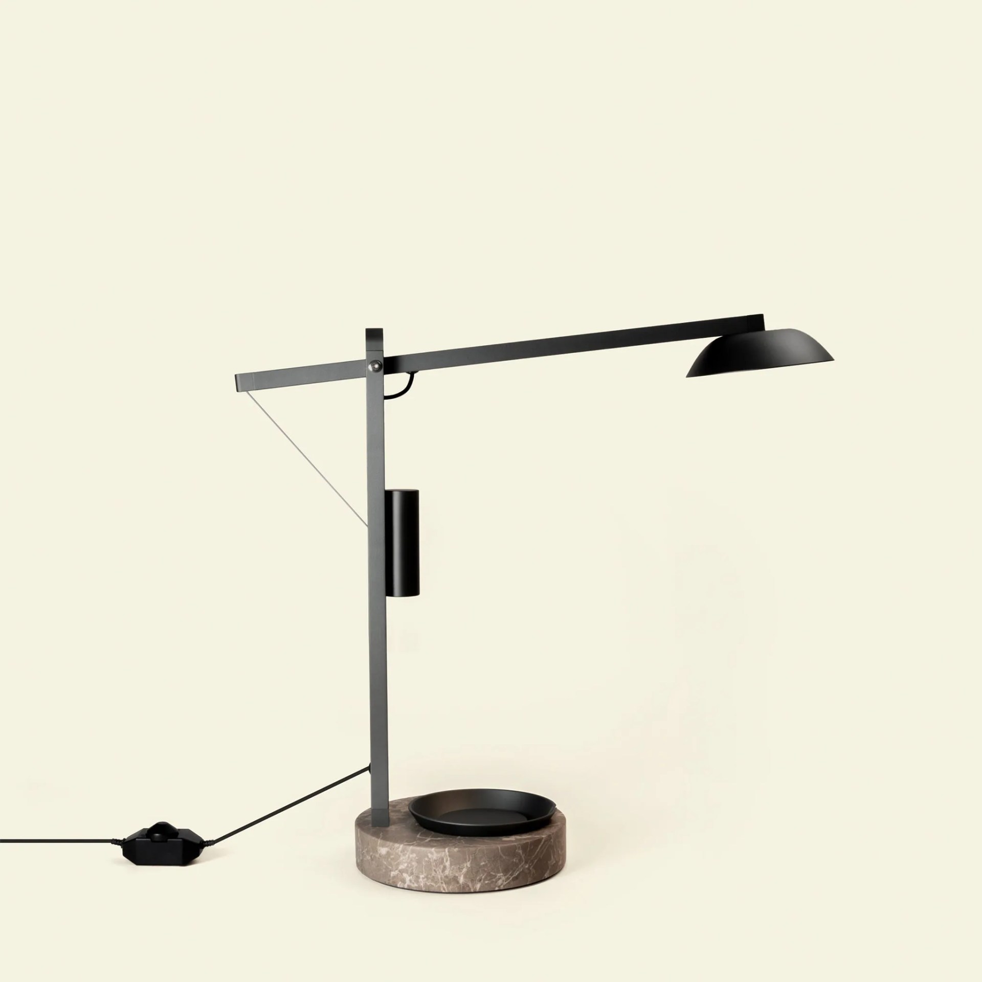 weight lamp ashtray