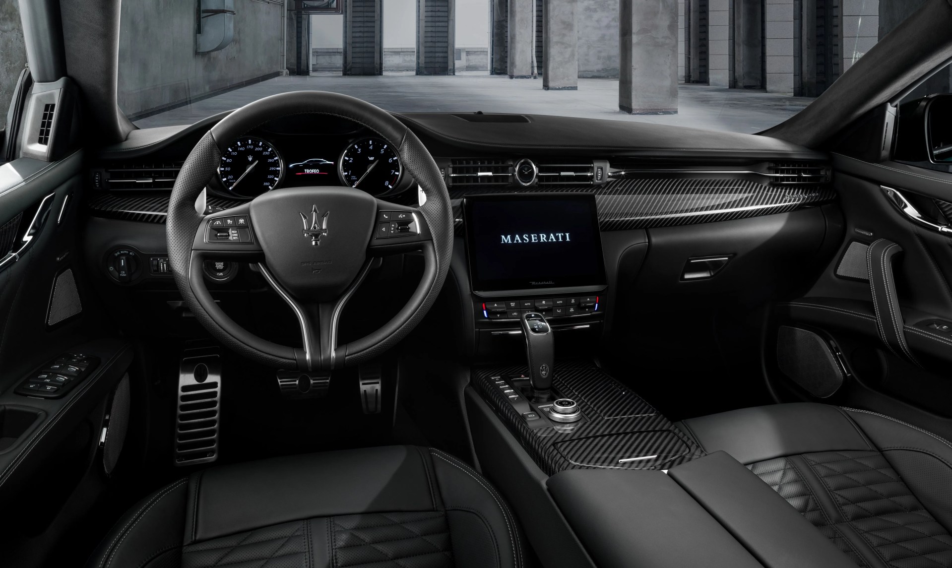 maserati quattroporte interior