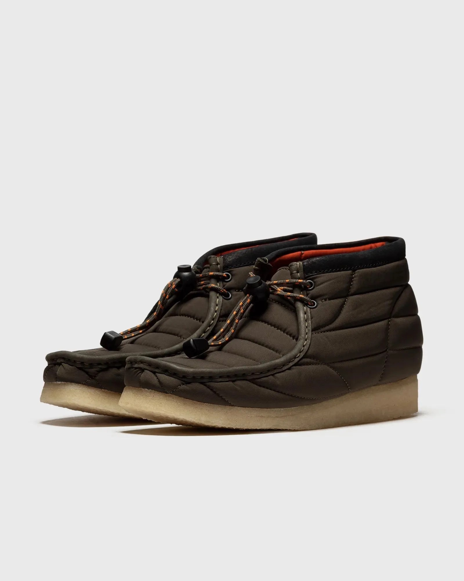 clarks wallabees