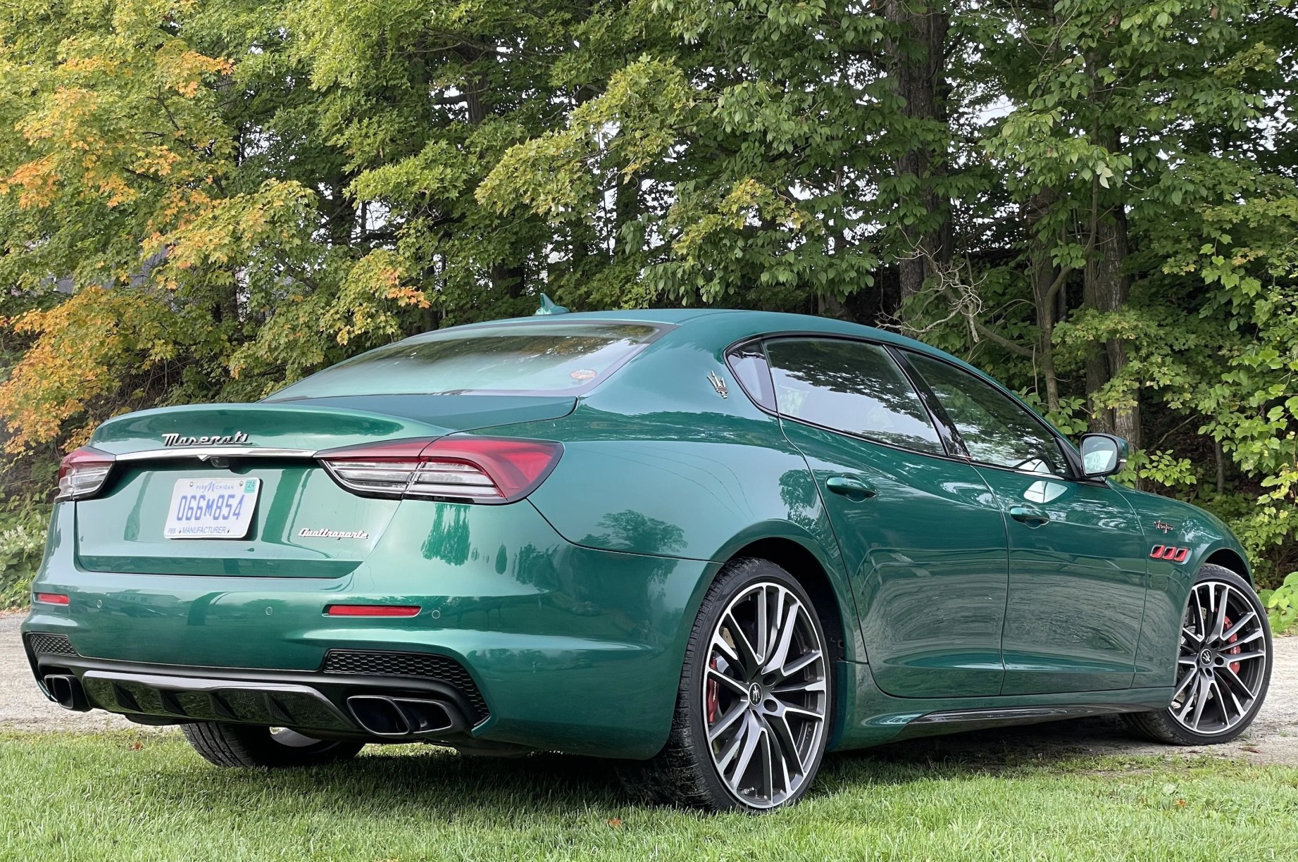 maserati quattroporte trofeo in green