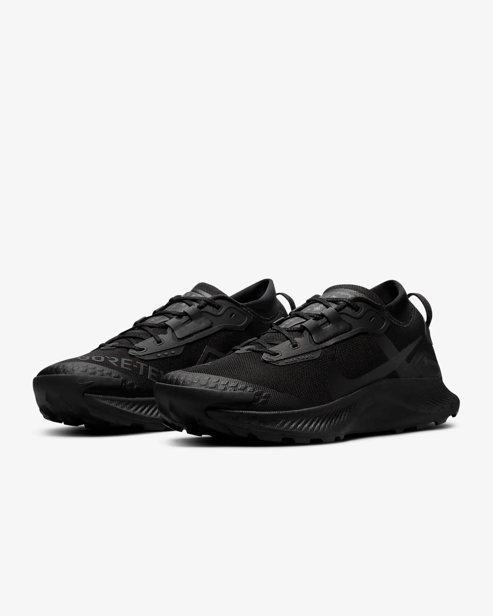 nike pegasus trail 3 goretex