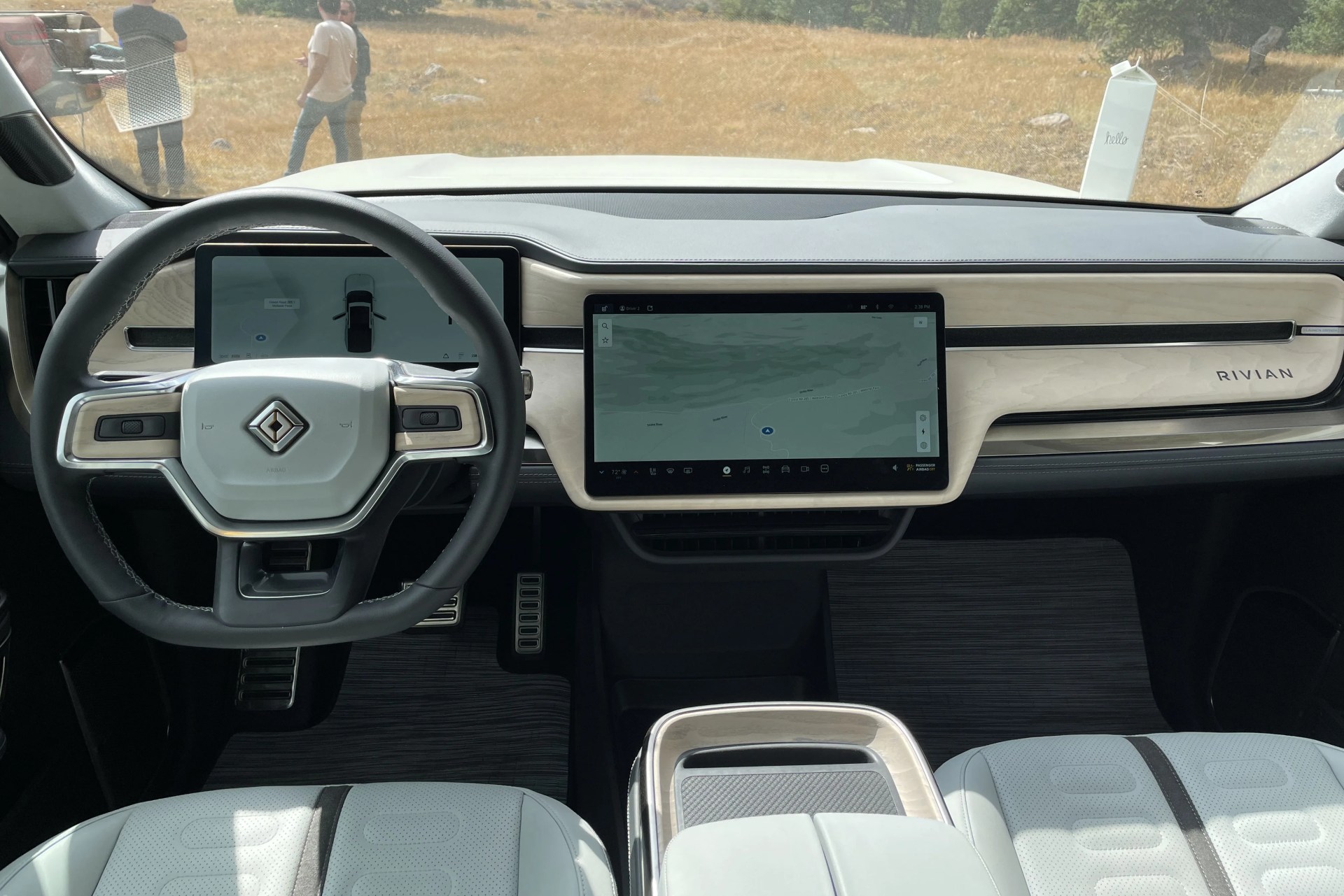 rivian r1t electric pickup truck 2022