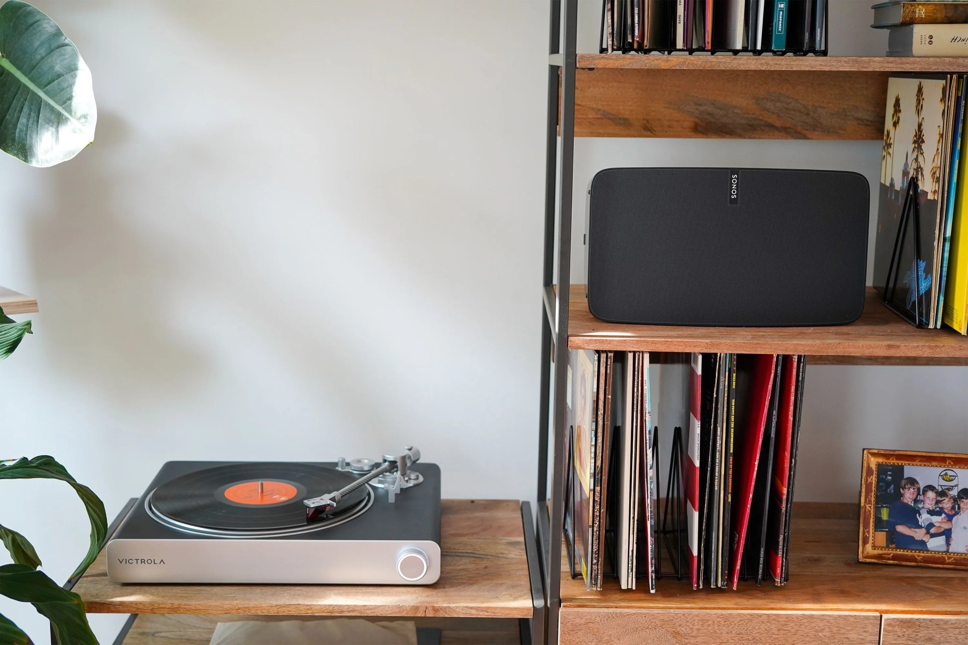 victrola stream carbon turntable