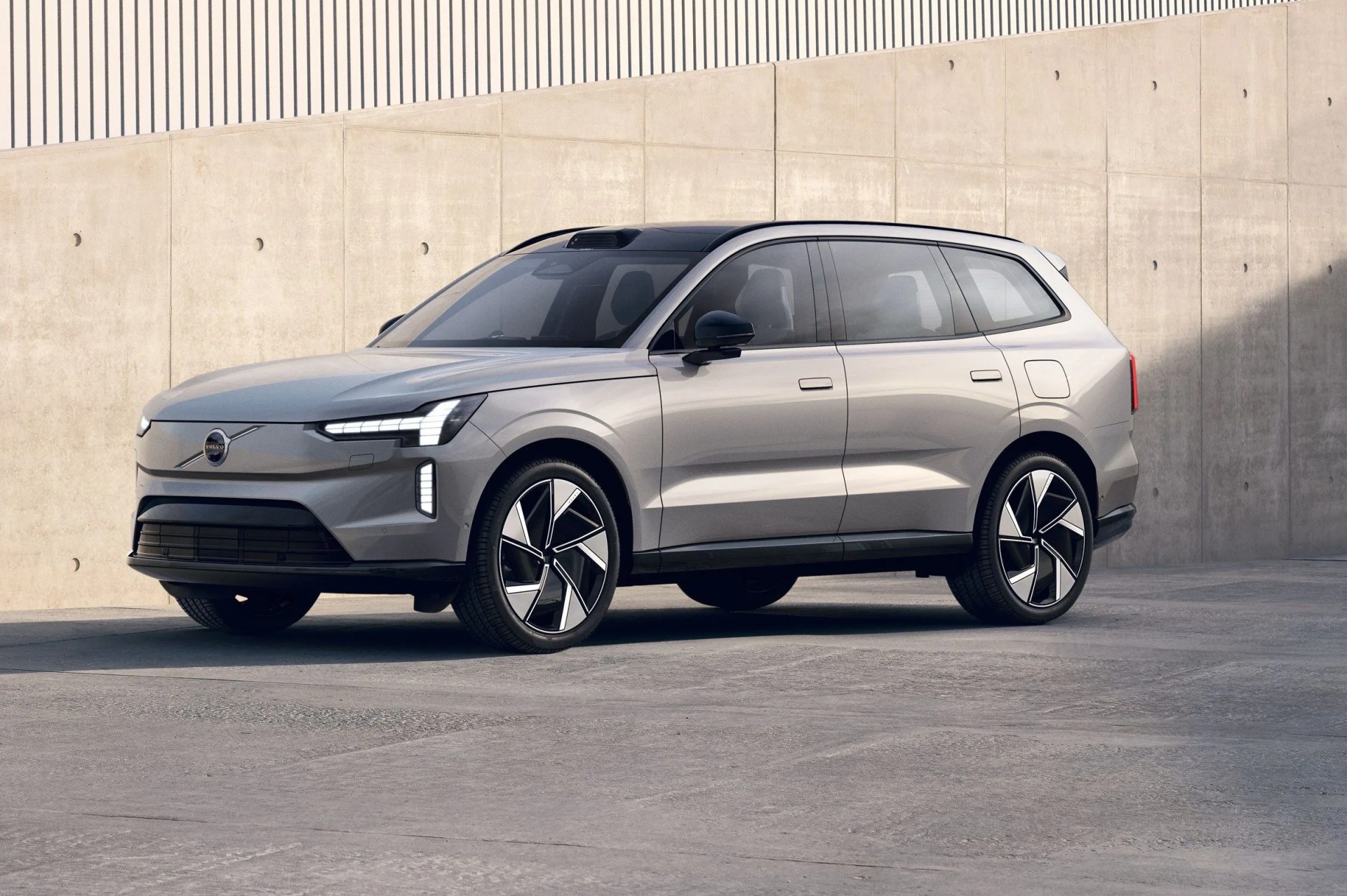 volvo ex90 2023 ev