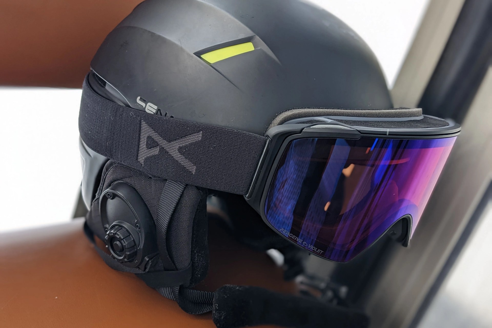snow goggles