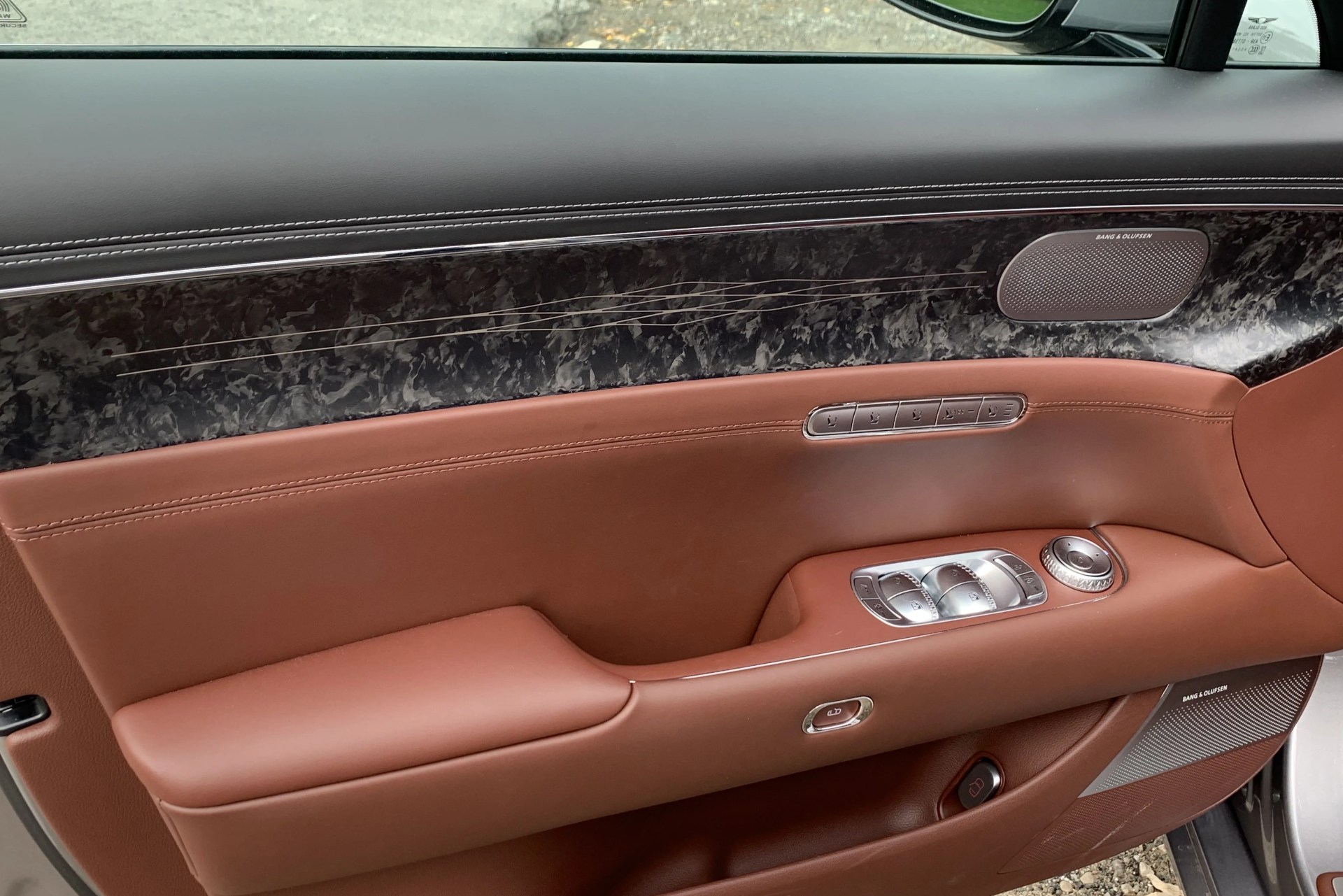 genesis g90 driver's side door interior