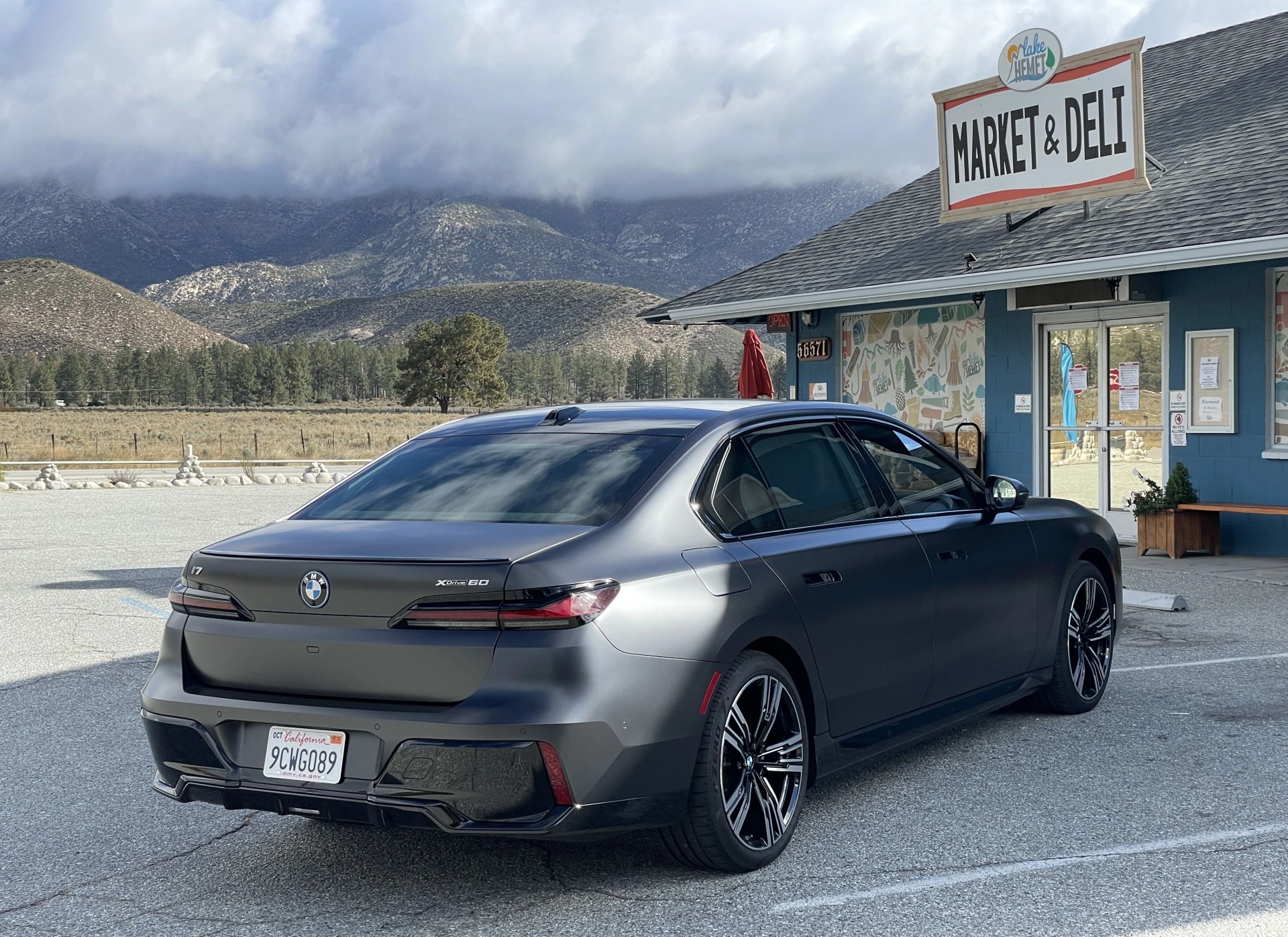bmw i7 2023