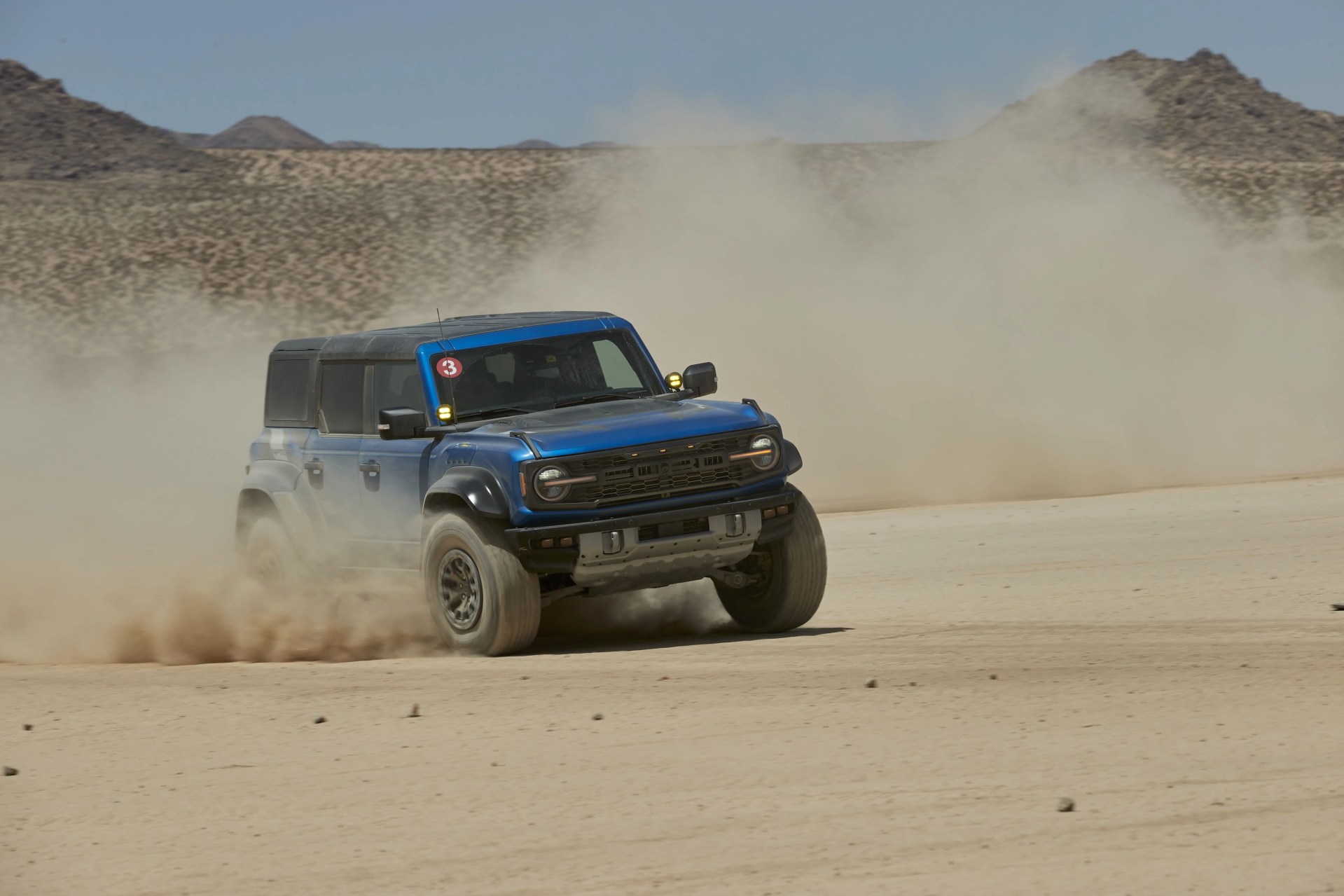 2023 ford bronco raptor drifting