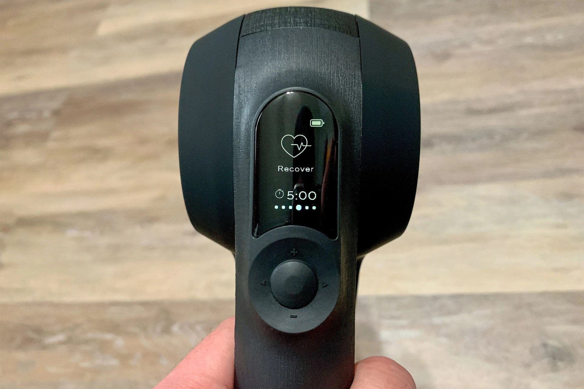 the screen on a therabody pro massage gun