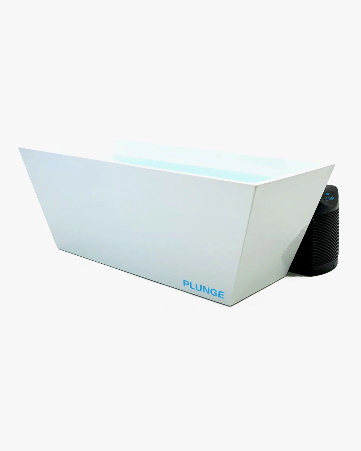 hot and cold plunge tub in white