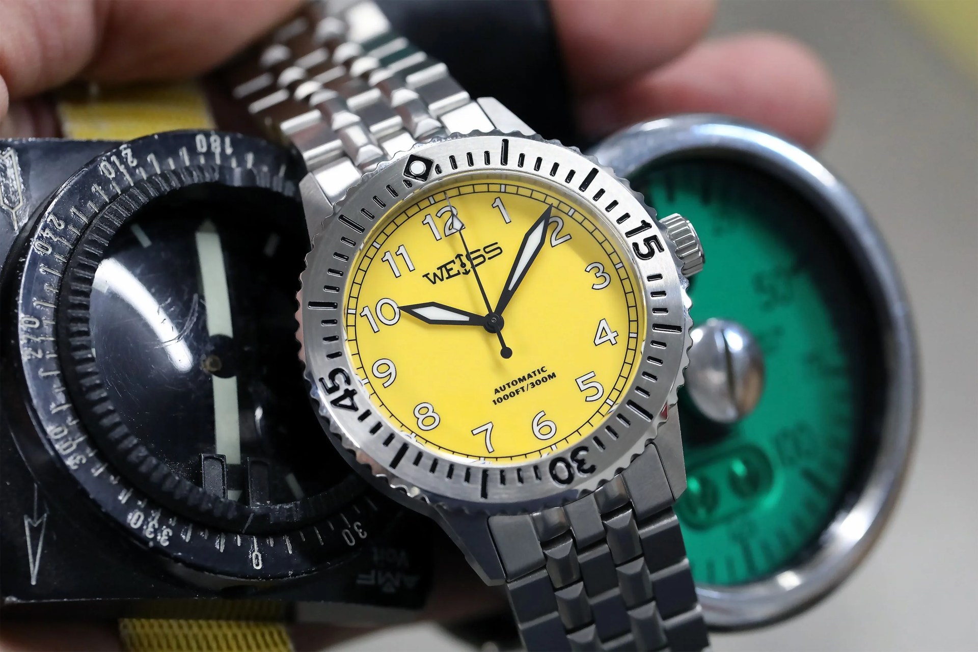 weiss standard issue dive watch