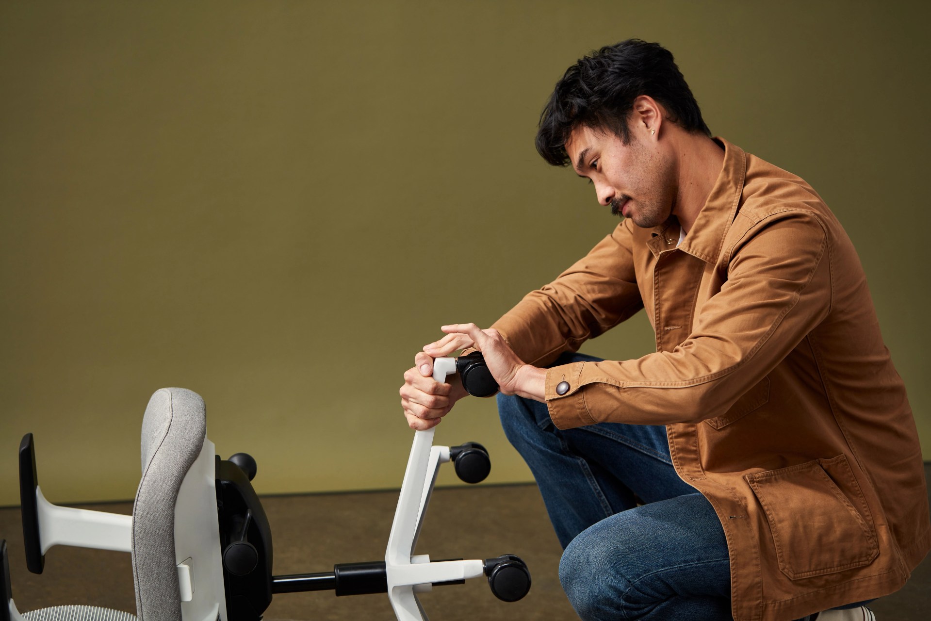 fully desk chair