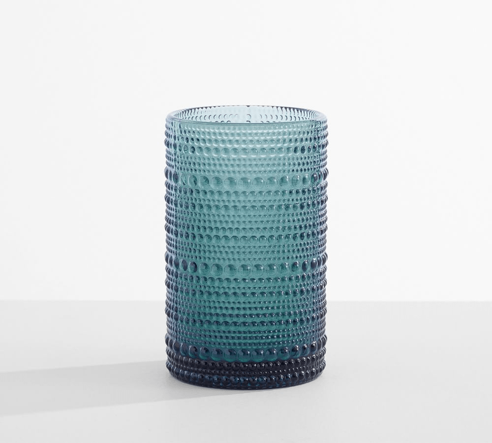 textured drinking glasses