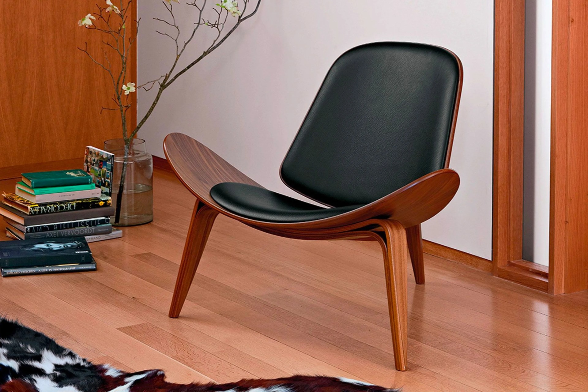 accent chair