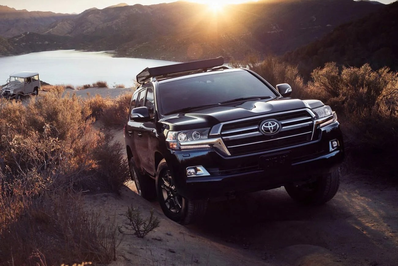 toyota land cruiser 2020