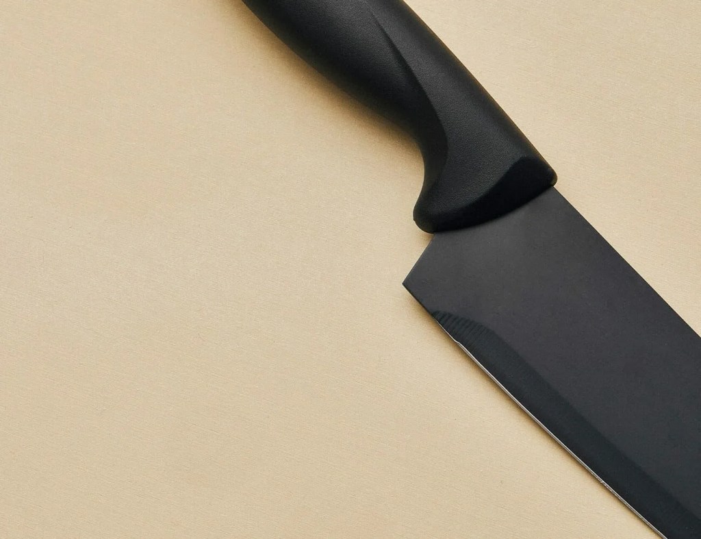 How-To-Take-Care-of-Your-Kitchen-Knife-gear-patrol-ambience-2