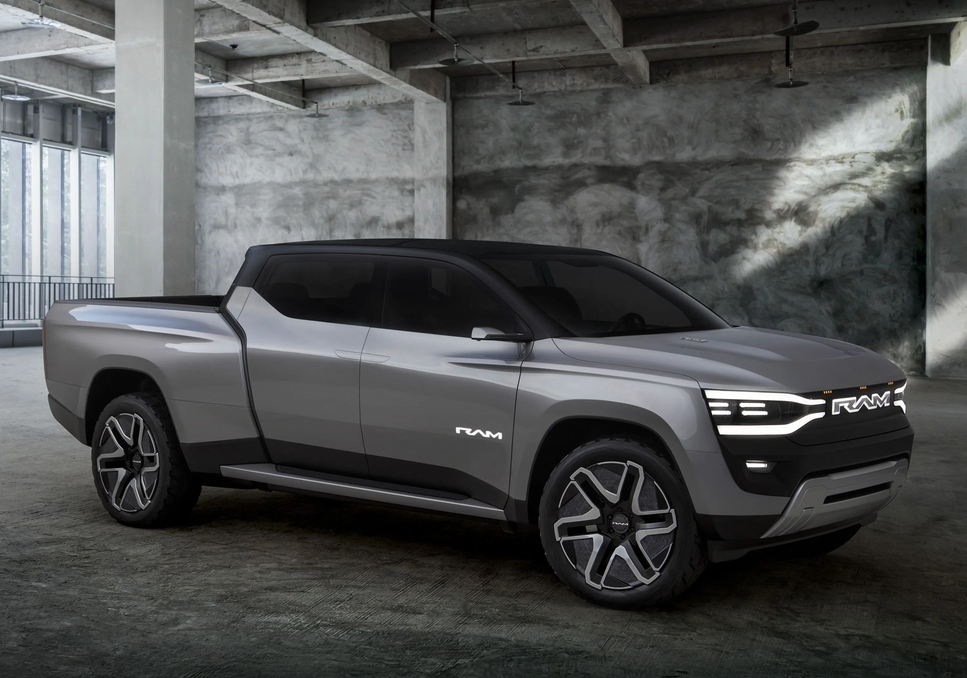 ram 1500 revolution bev concept