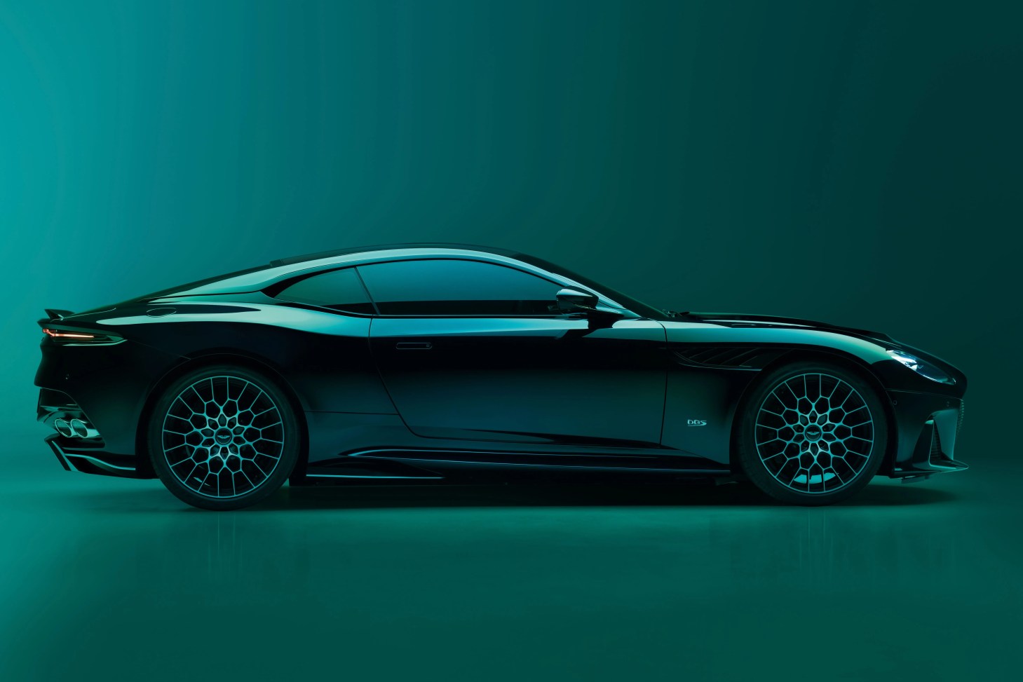 aston martin dbs 770 ultimate rendering