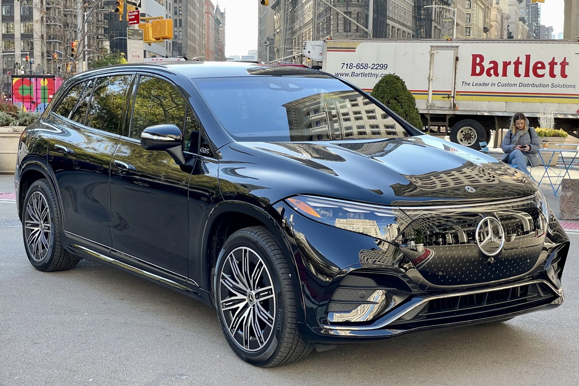 mercedes eqs suv