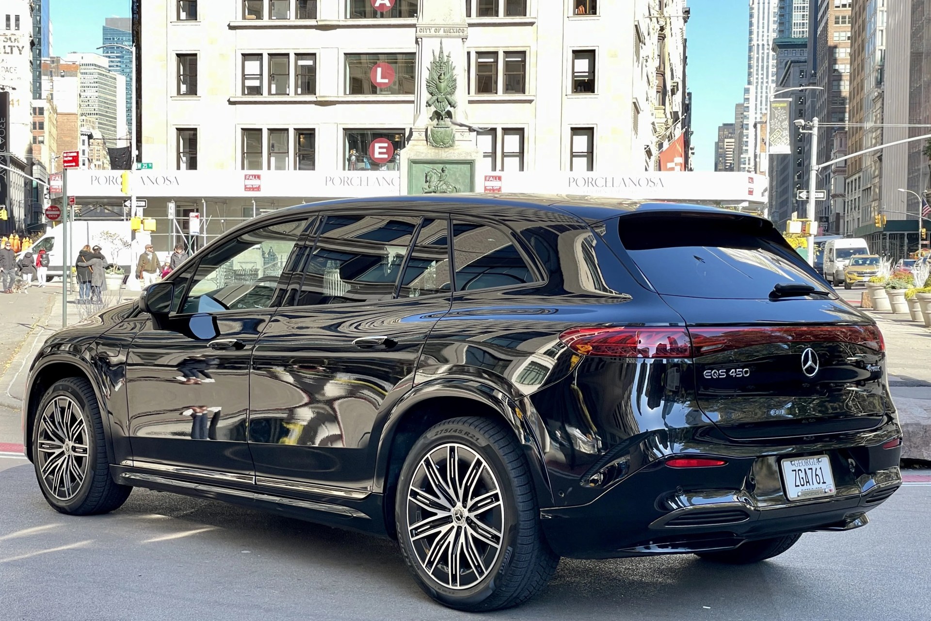 mercedes benz eqs suv