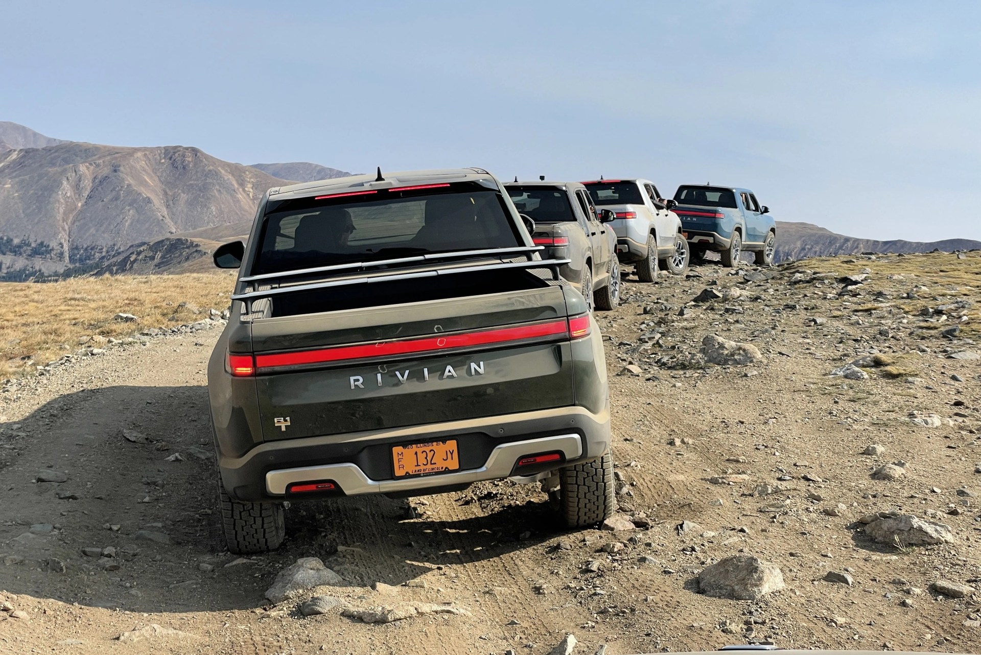 rivian r1t electric pickup truck 2022