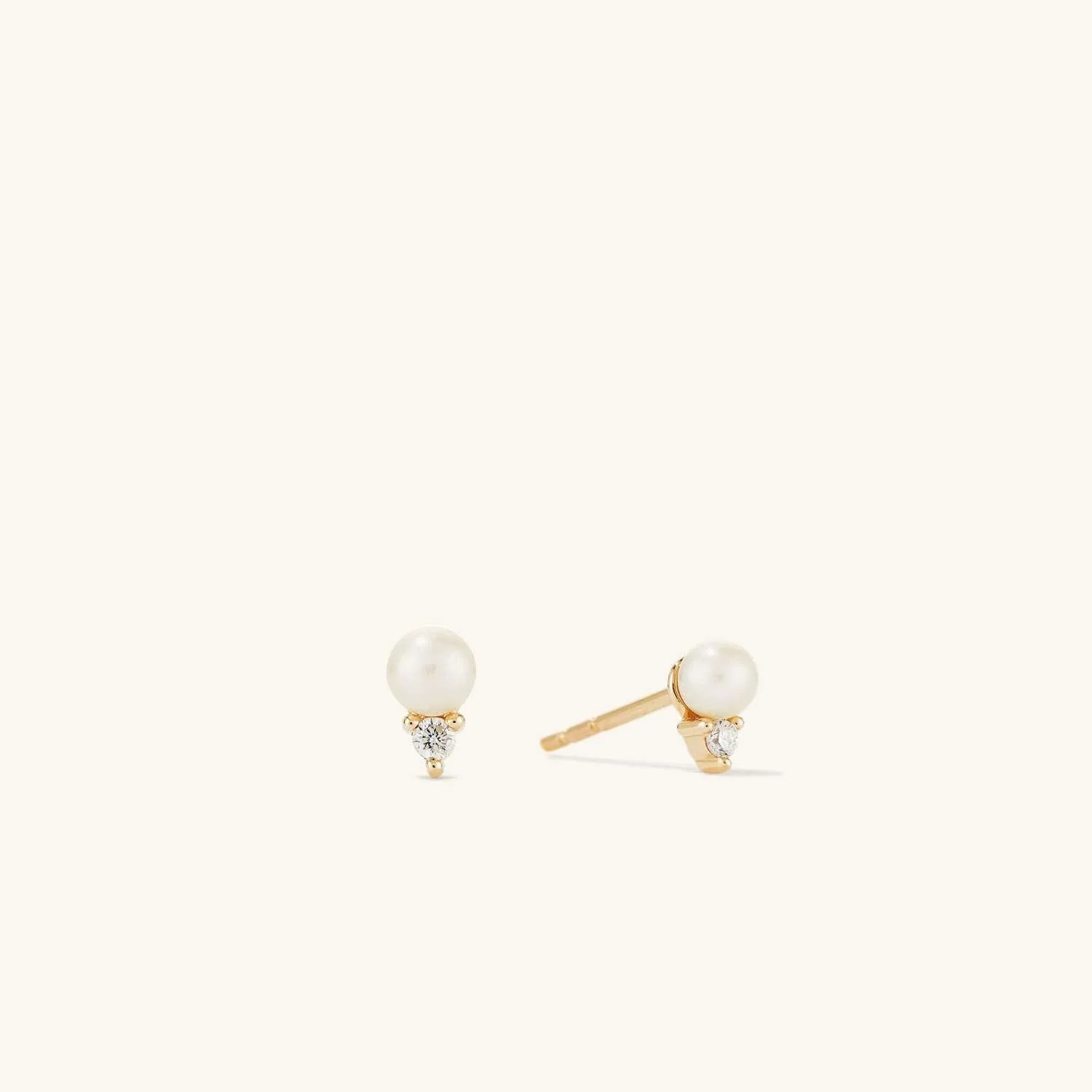 diamond pearl studs
