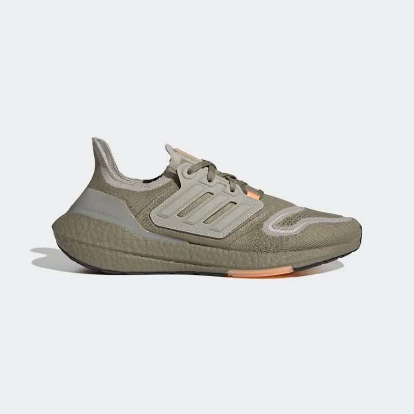 Adidas Ultraboost 22 Running Shoes