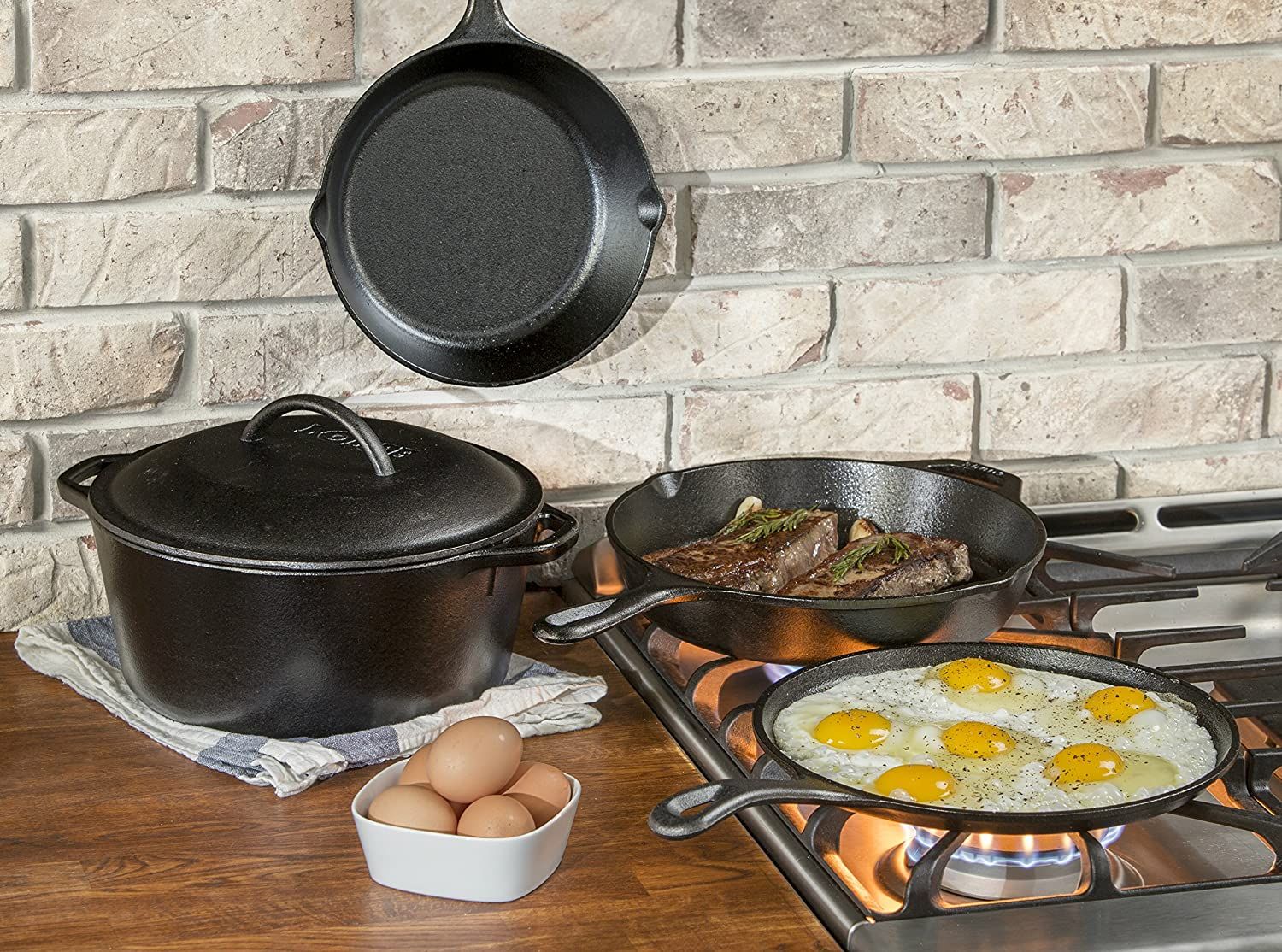 lodge cast iron 5 piece cookware set