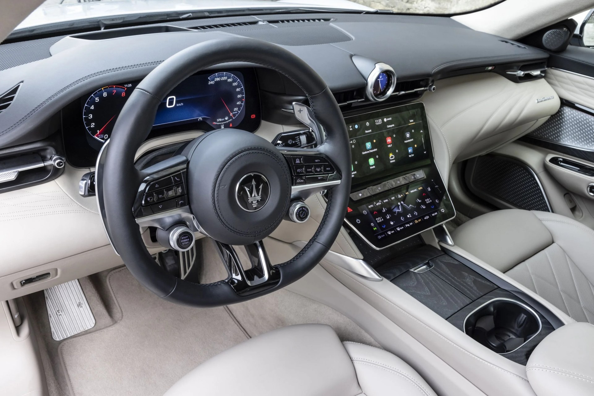 maserati granturismo 2024 interior