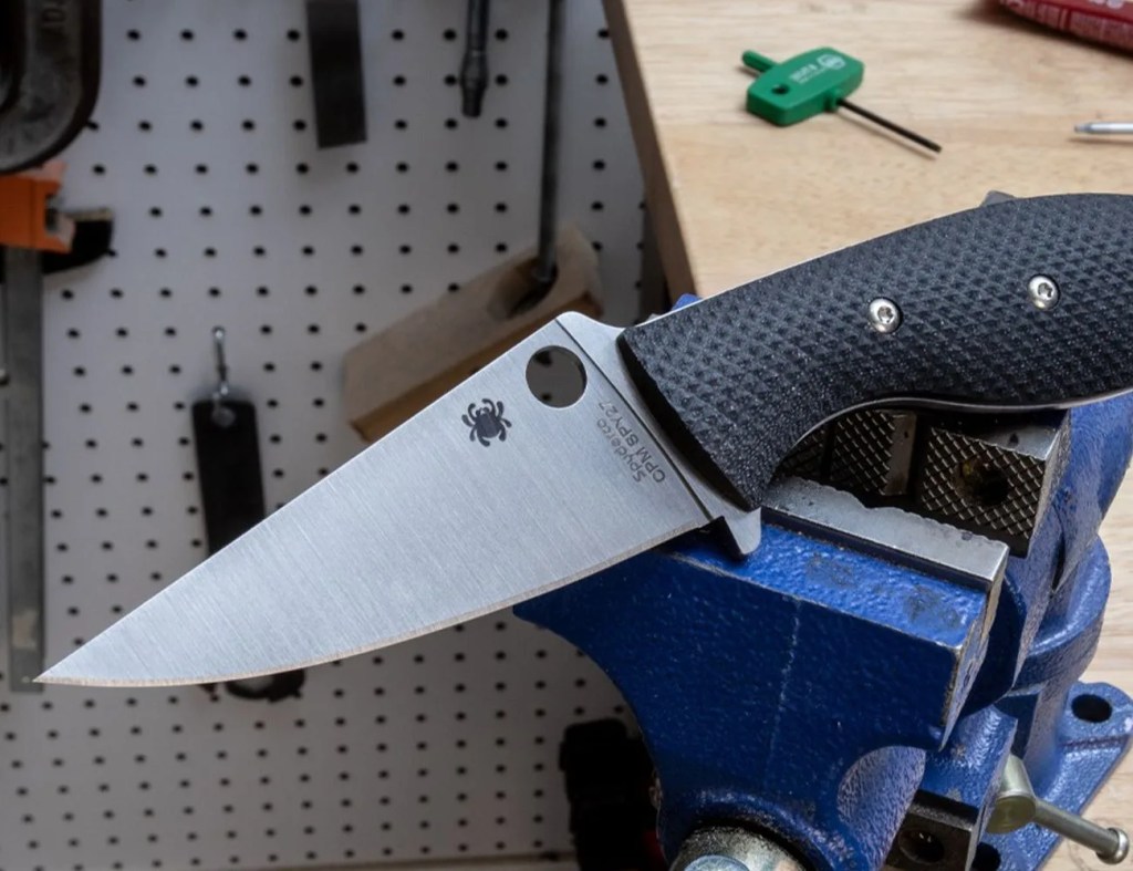 spyderco knife