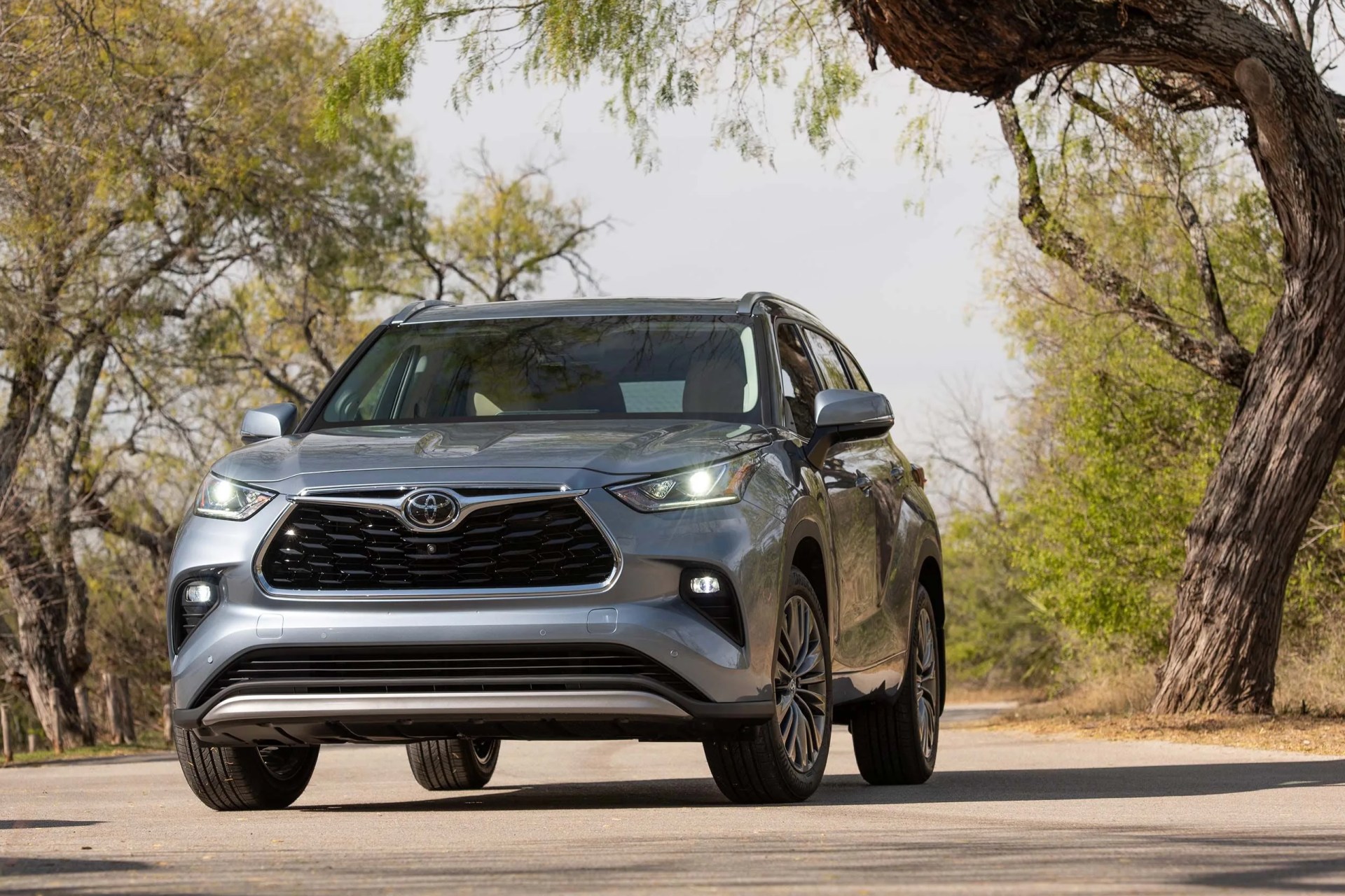 toyota highlander review