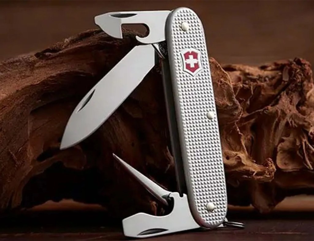 victorinox knife